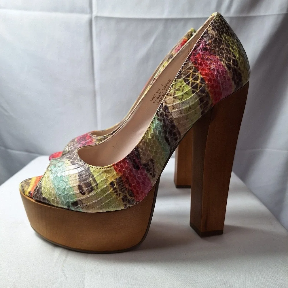 ZIGI SOHO Jaclyn Platform Heel Sz 7 Multi Snakeskin Embossed Wooden Chunky READ